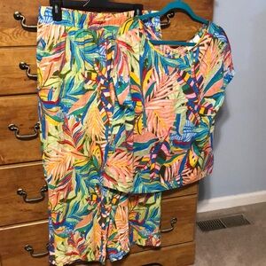 Women’s C&C California Linen pants and top set size large tropical print